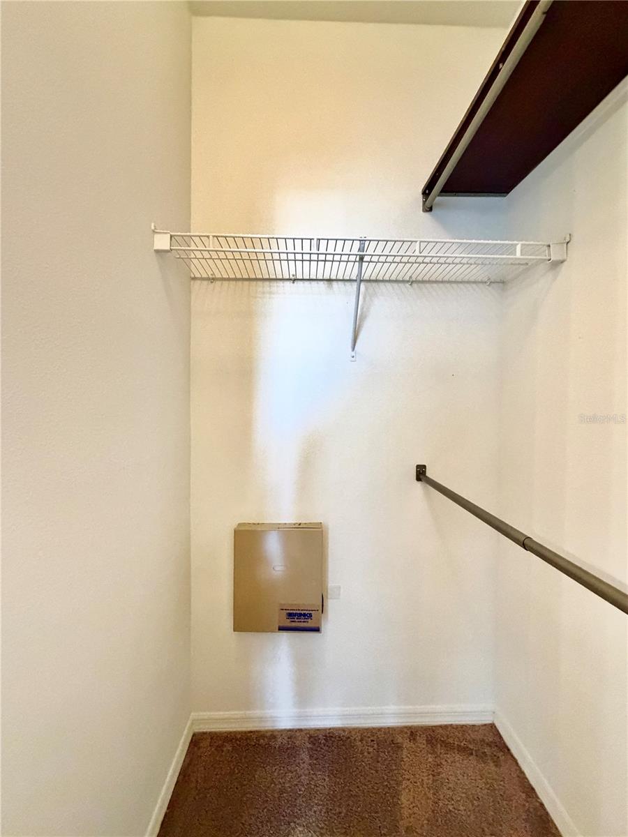 1038 BLACKWATER DR — photo 21