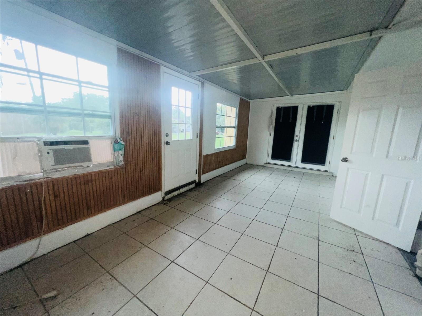 7427 JASMINE BLVD — photo 10
