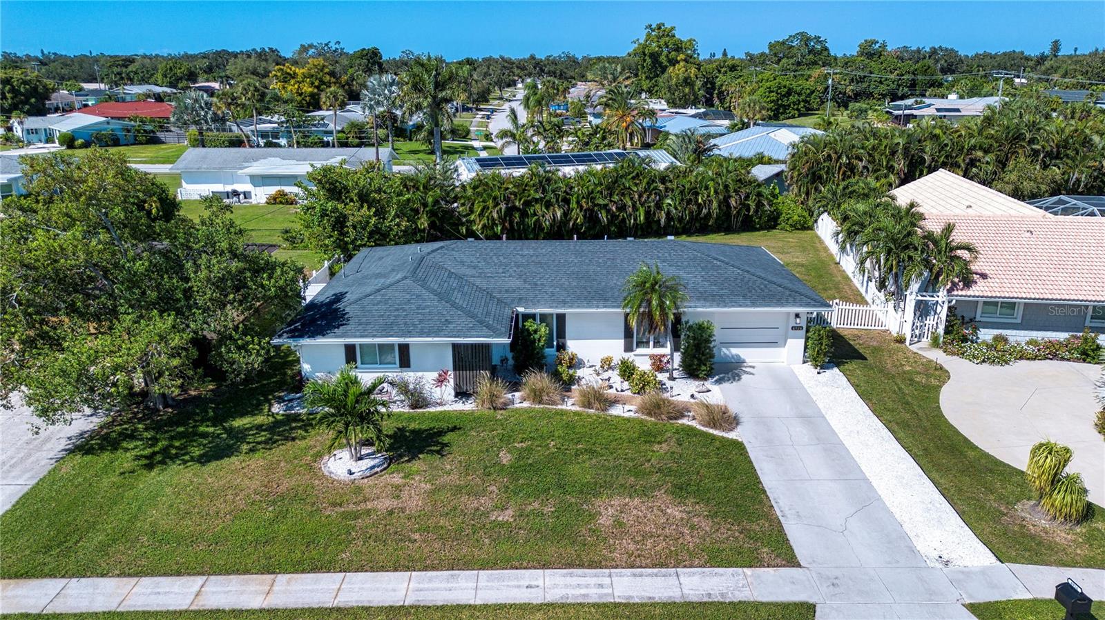 6926 ANTIGUA PL — photo 42