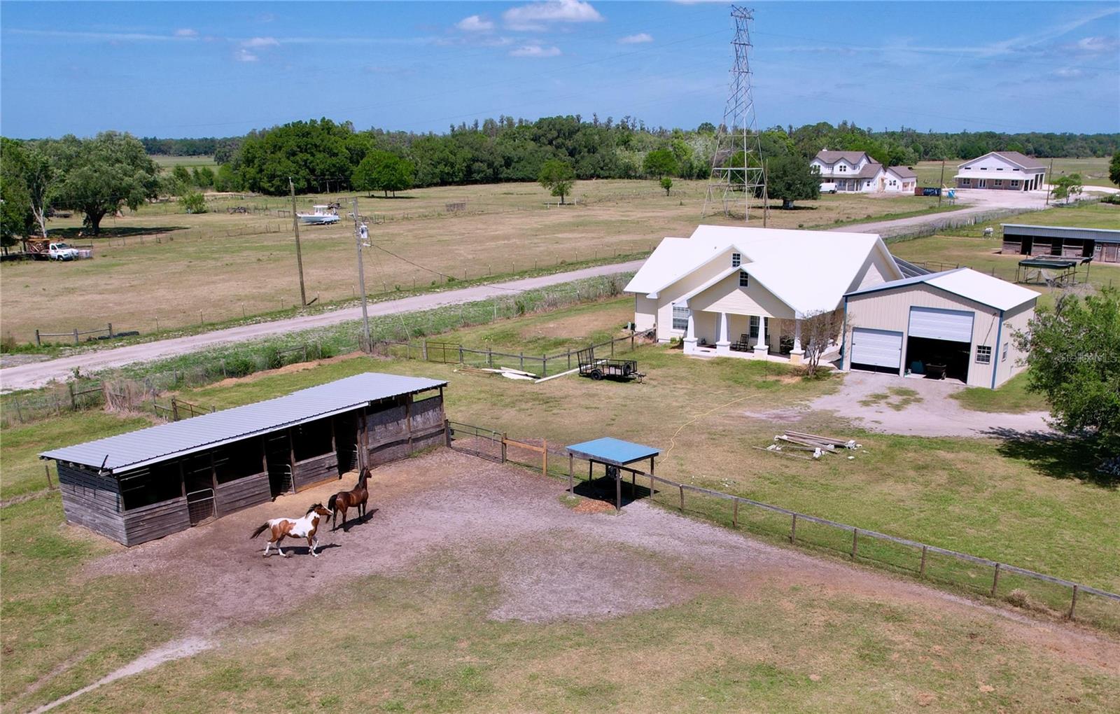 3108 TOM MATTHEWS RD — photo 2