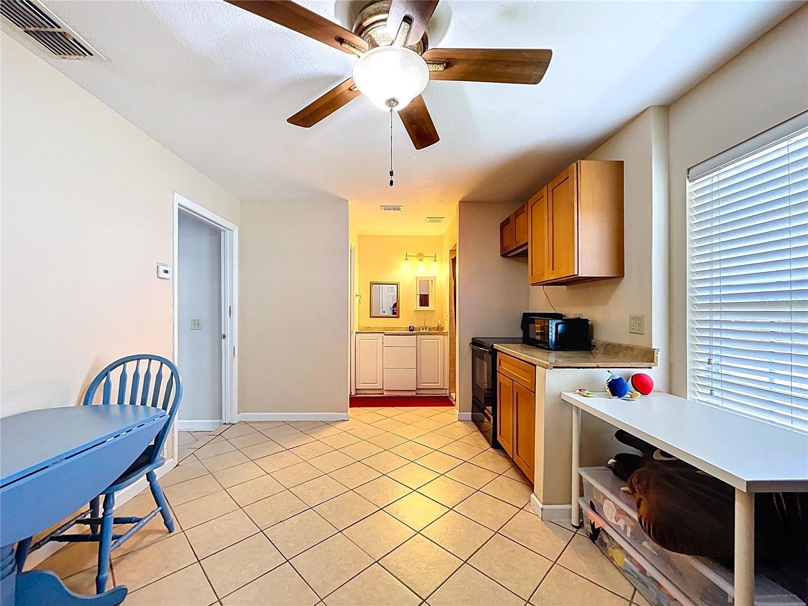 3108 TOM MATTHEWS RD — photo 9