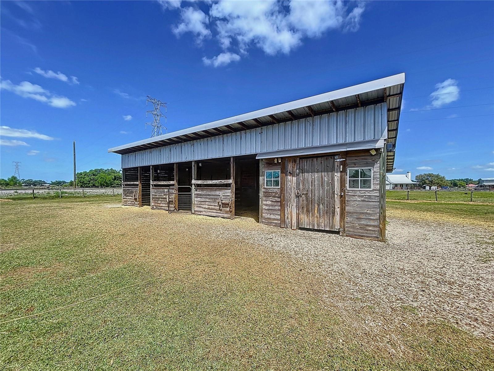 3108 TOM MATTHEWS RD — photo 12