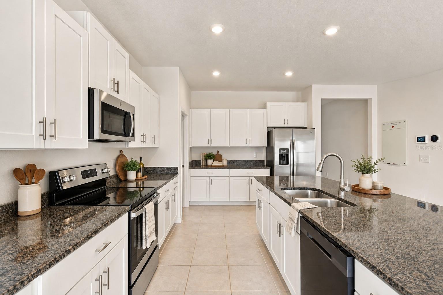 13580 WILLOW BLUESTAR LOOP — photo 6