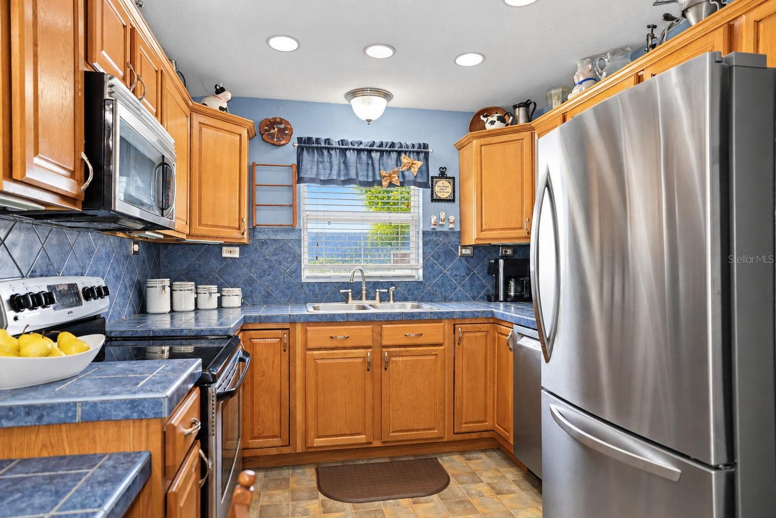 4201 NARVAREZ WAY S — photo 15
