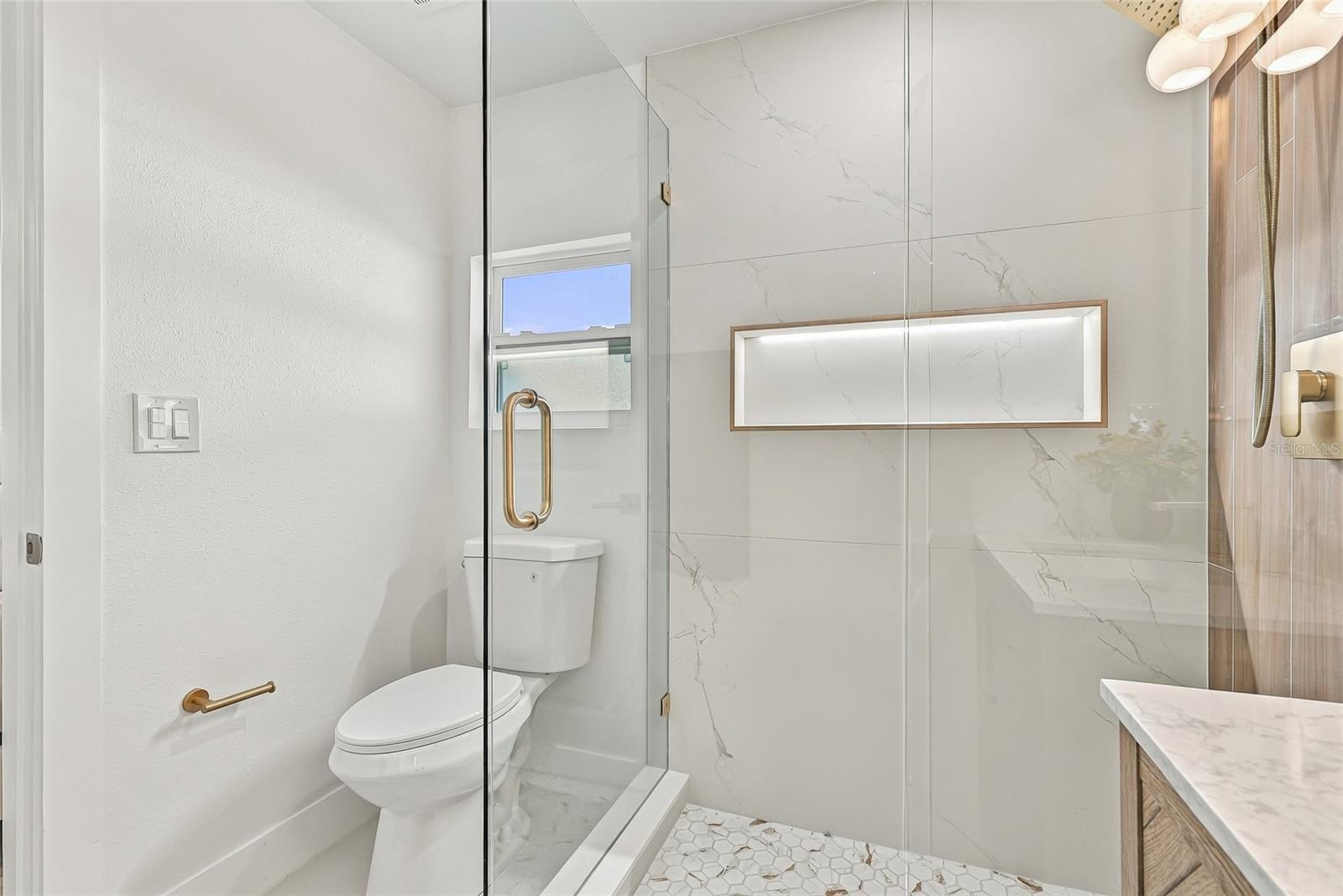4317 S TRASK ST — photo 26