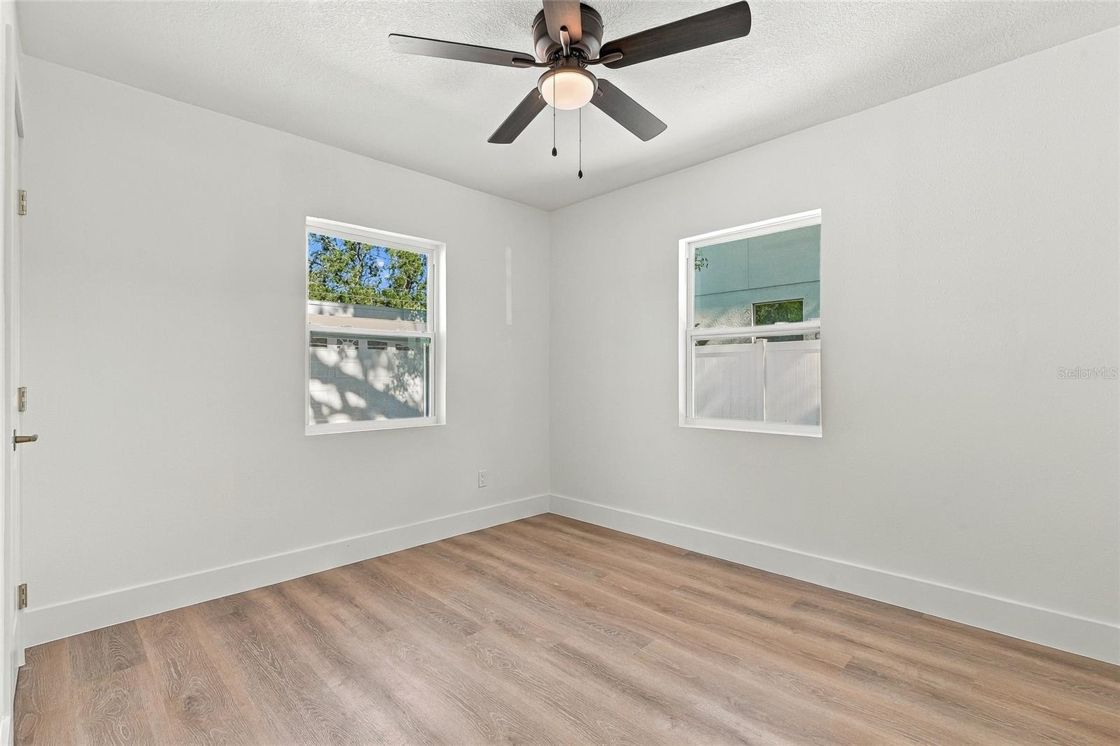 4317 S TRASK ST — photo 28