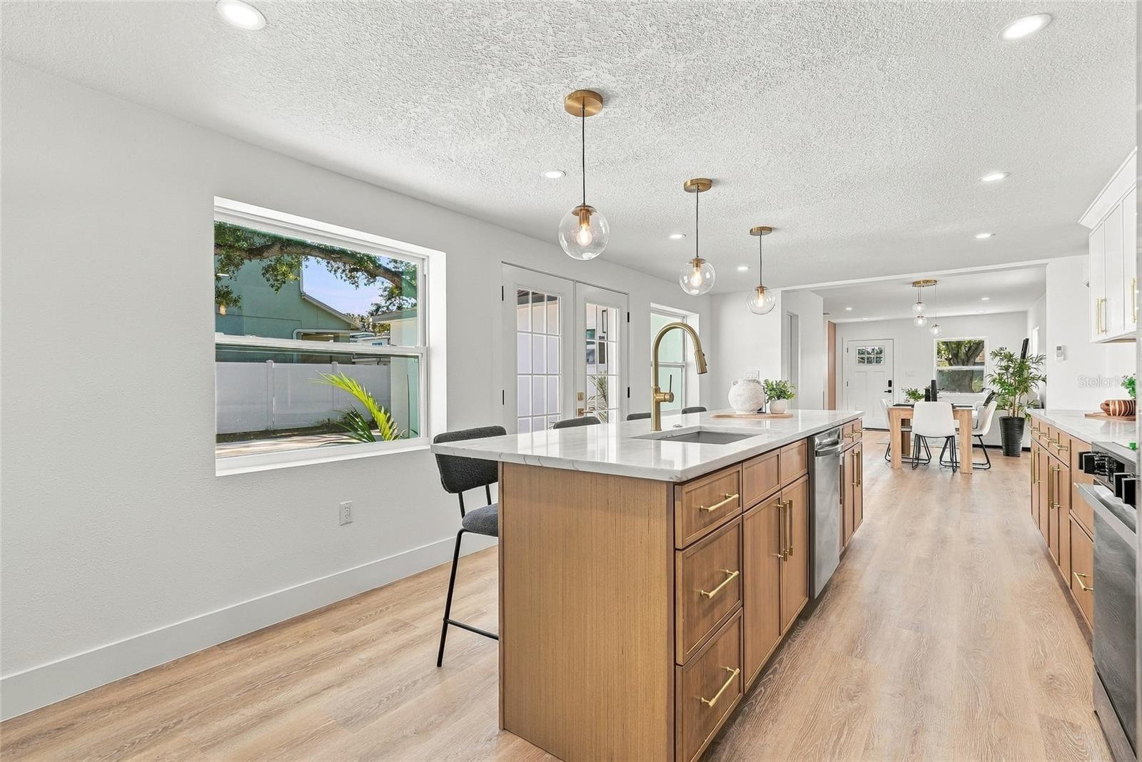 4317 S TRASK ST — photo 18
