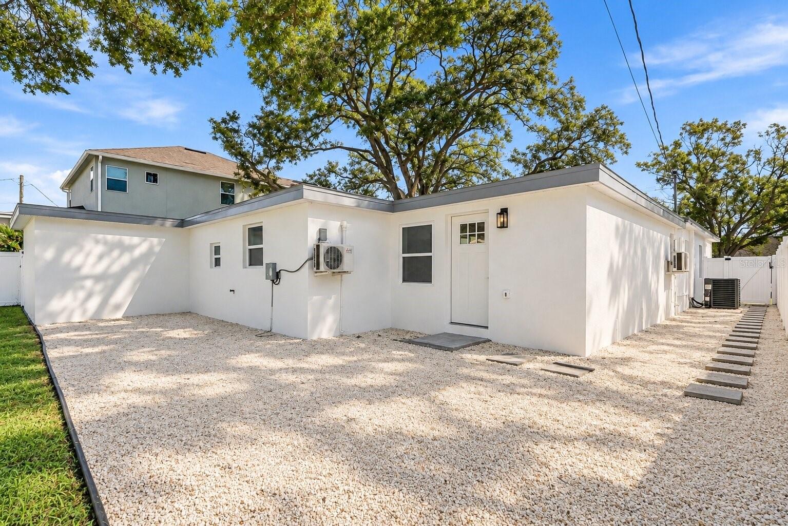 4317 S TRASK ST — photo 44
