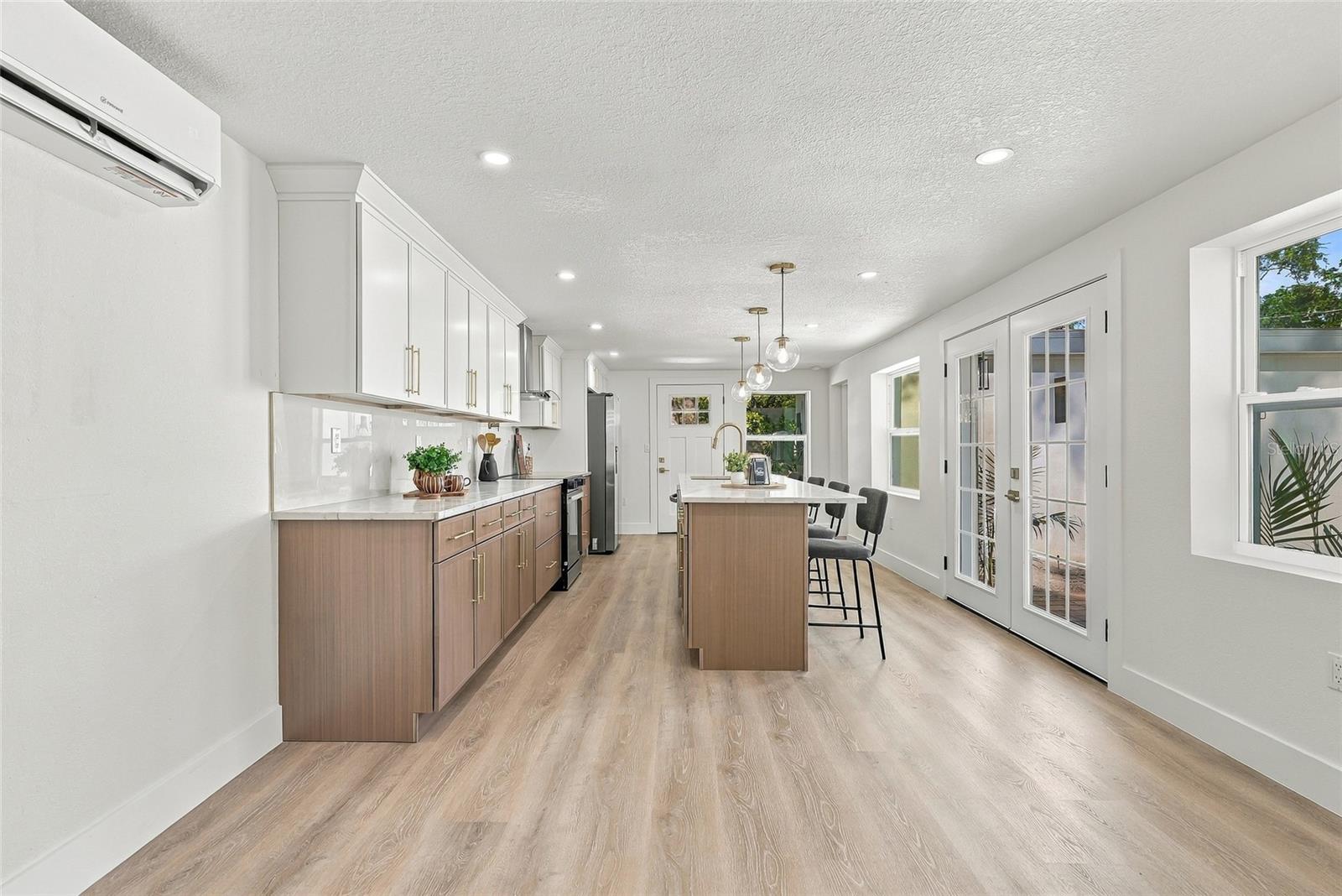 4317 S TRASK ST — photo 14