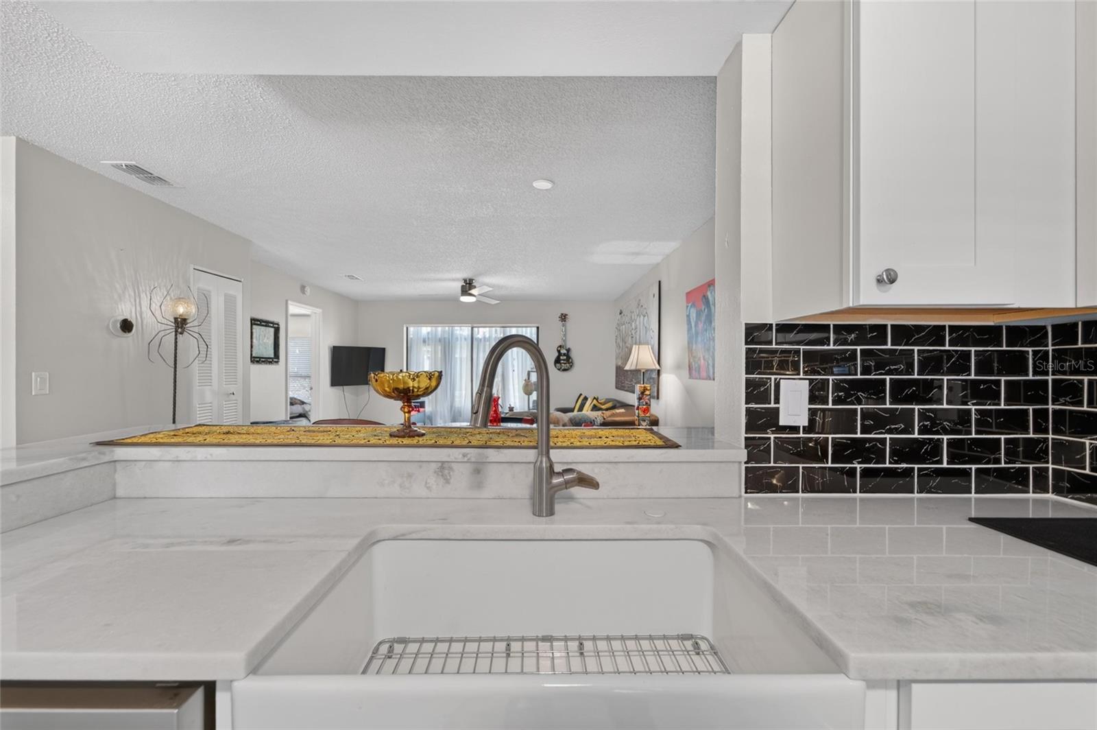 304 KNOTTWOOD CT #304 — photo 11