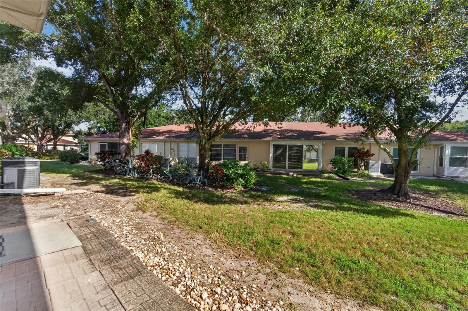 304 KNOTTWOOD CT #304 — photo 42