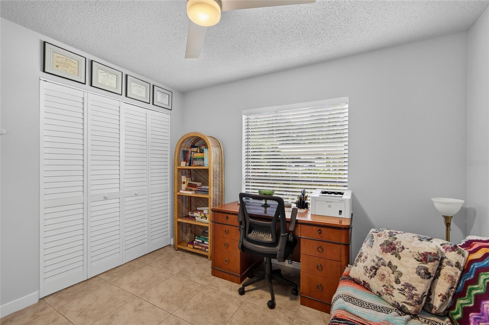 304 KNOTTWOOD CT #304 — photo 37