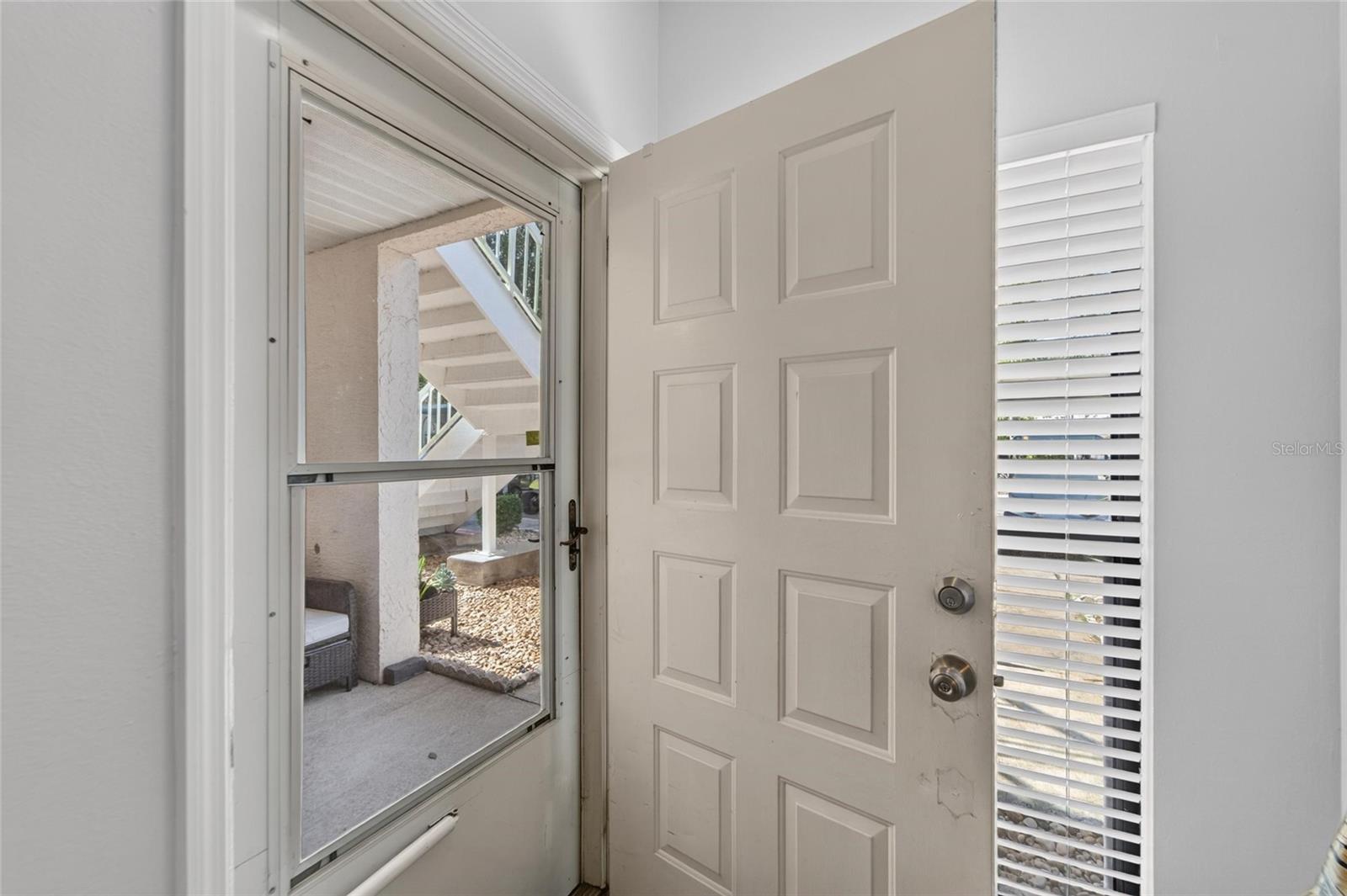 304 KNOTTWOOD CT #304 — photo 5
