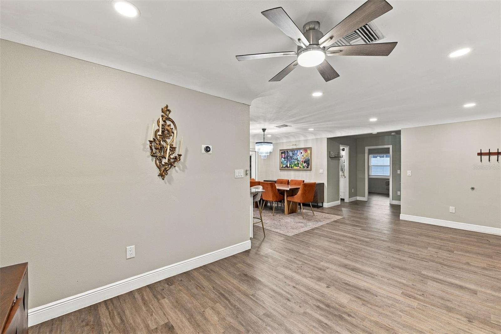 1406 S KEENE RD — photo 6