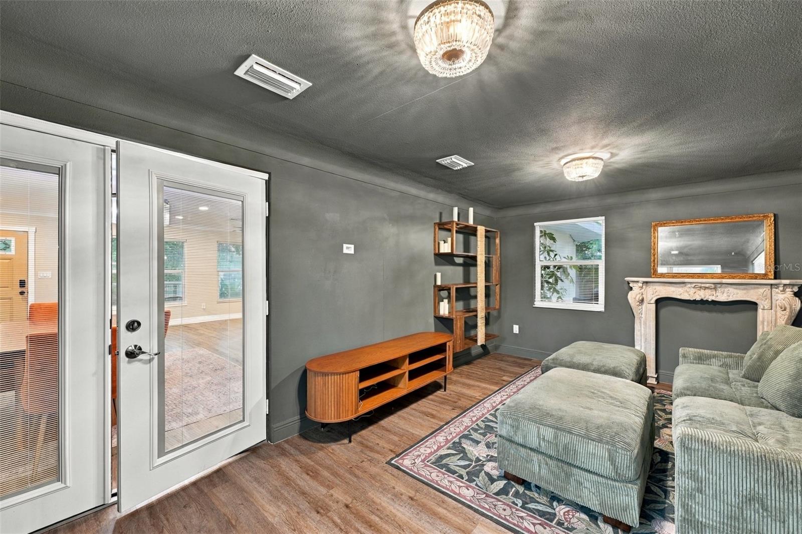 1406 S KEENE RD — photo 21