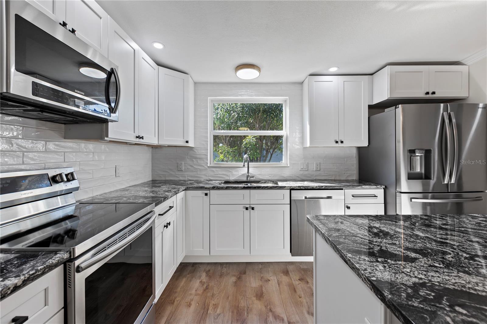 67 MEADOWLARK CIR — photo 17