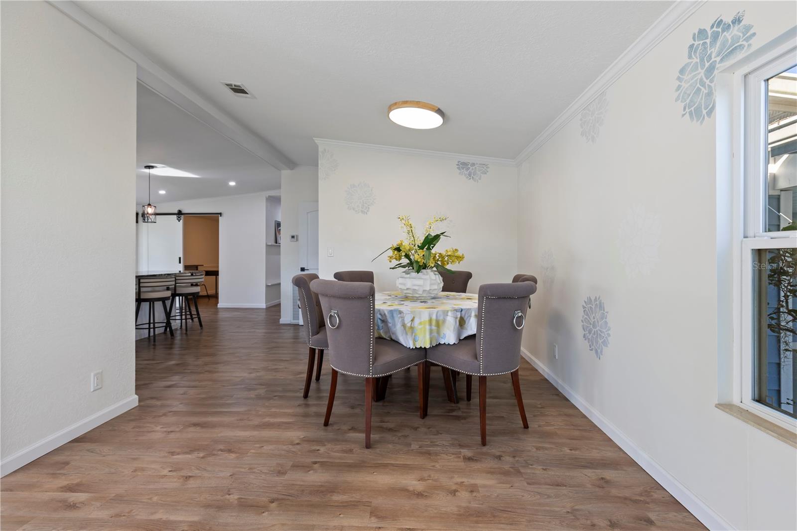 67 MEADOWLARK CIR — photo 12