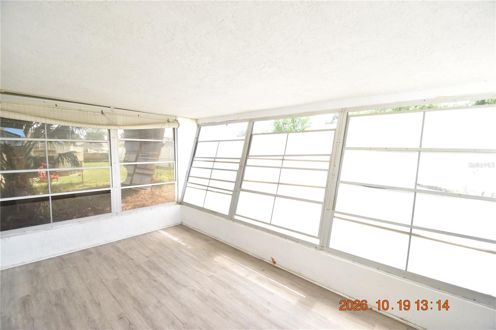 4232 NEWBURY DR — photo 25