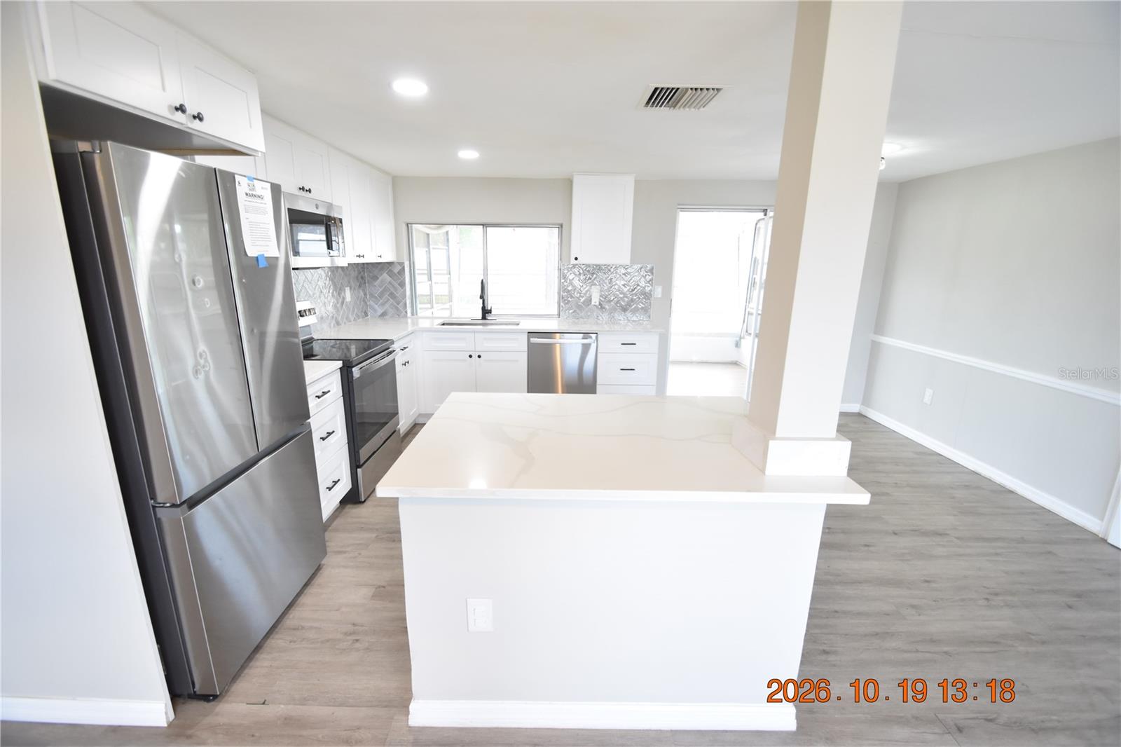4232 NEWBURY DR — photo 7