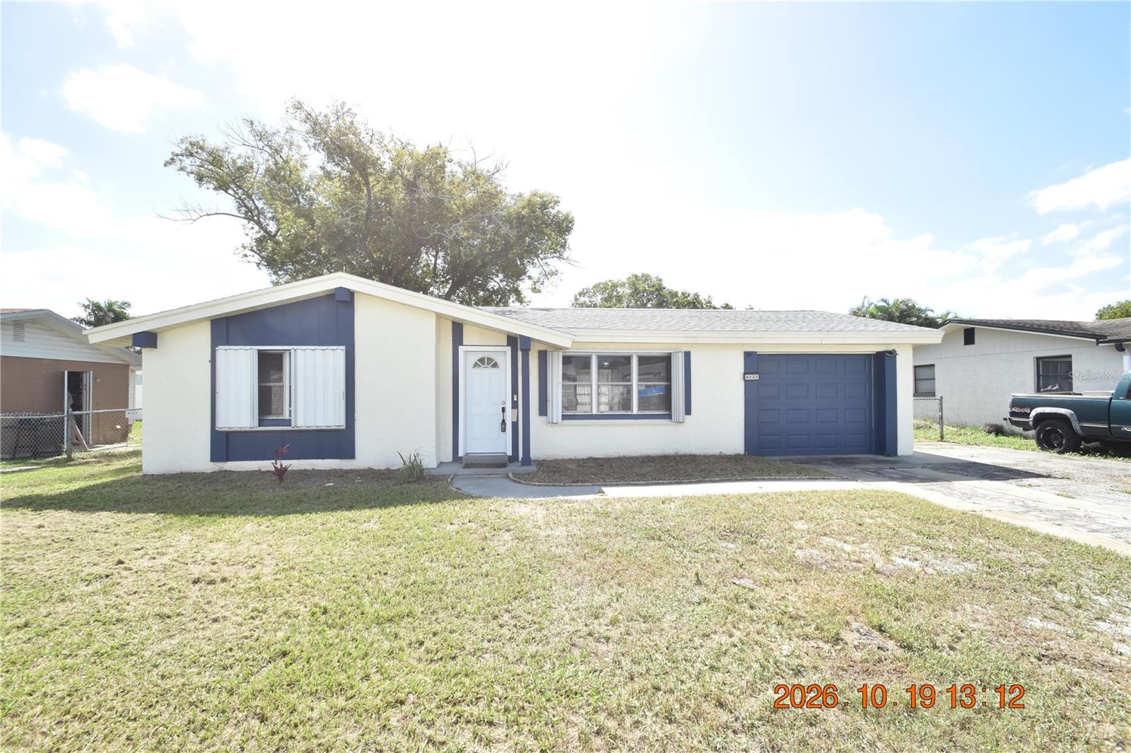 4232 NEWBURY DR — photo 34
