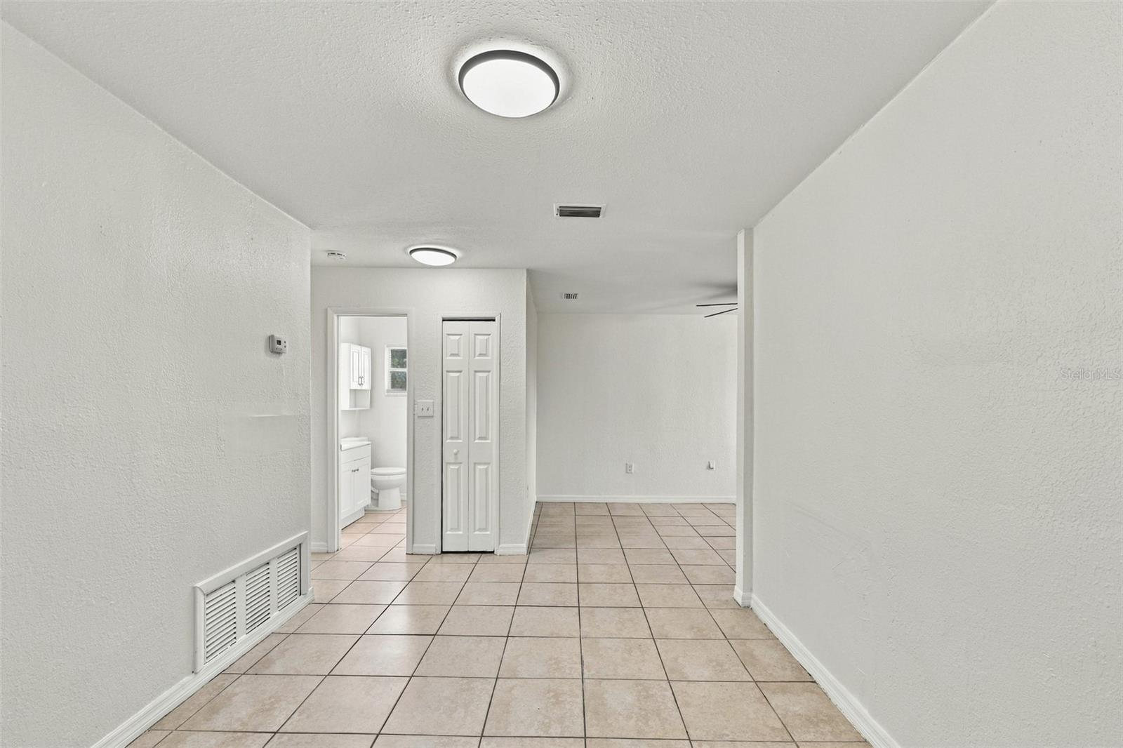 4021 W ARCH ST — photo 7