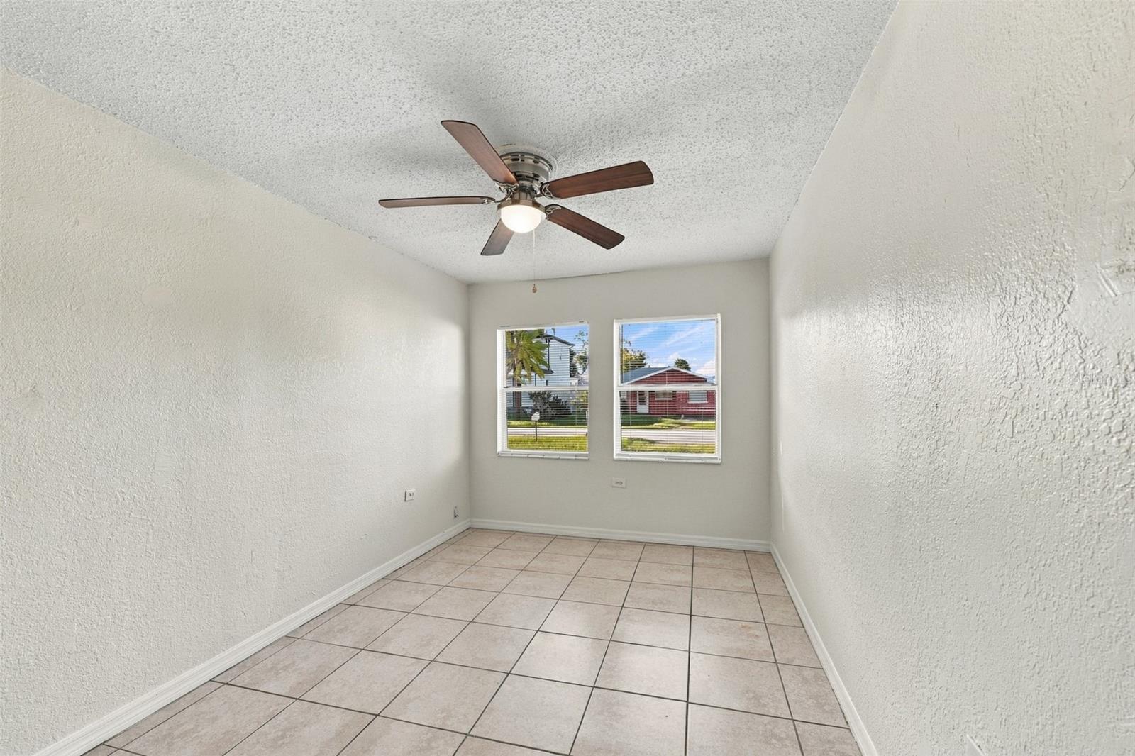 4021 W ARCH ST — photo 17