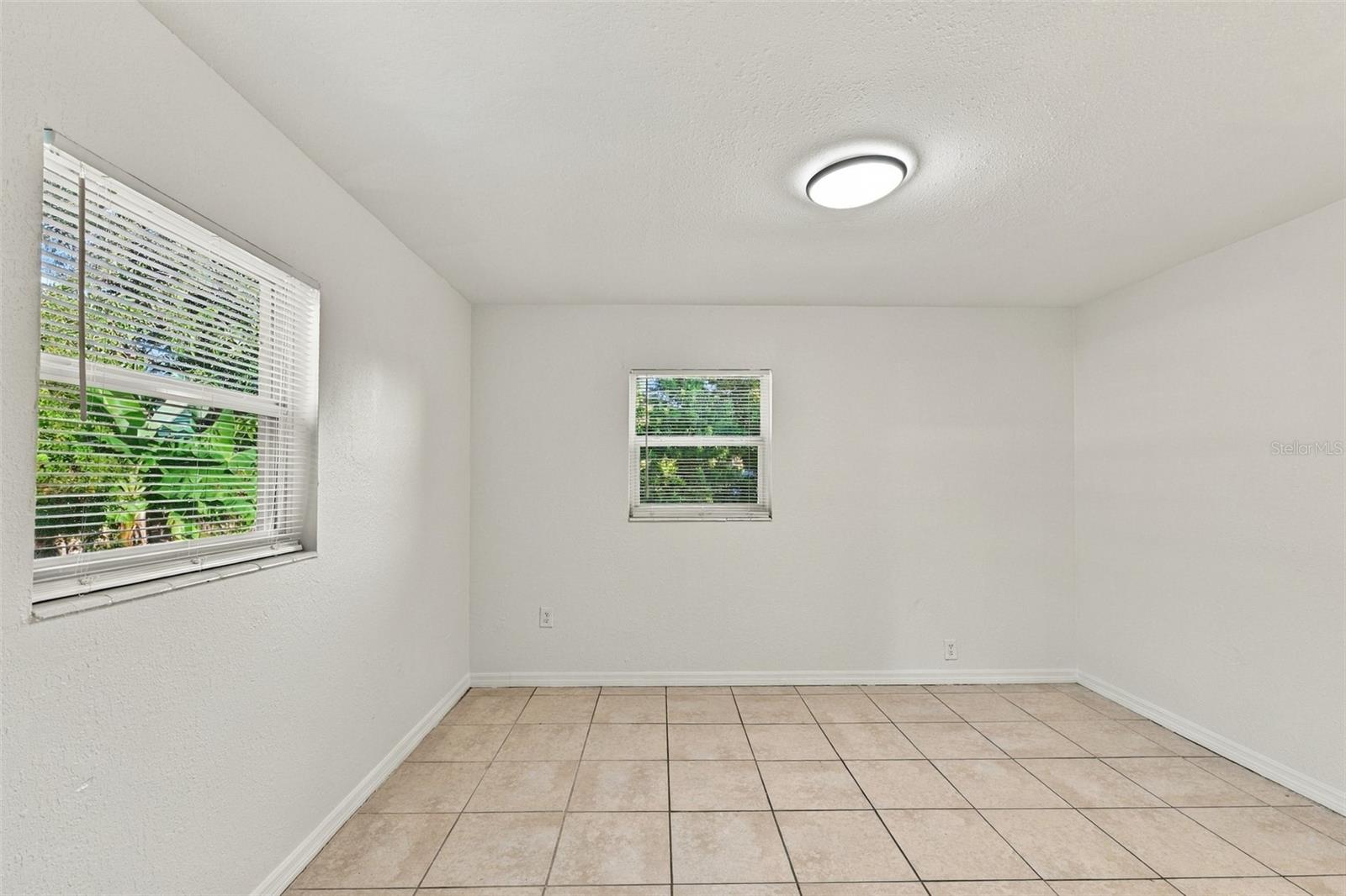 4021 W ARCH ST — photo 20