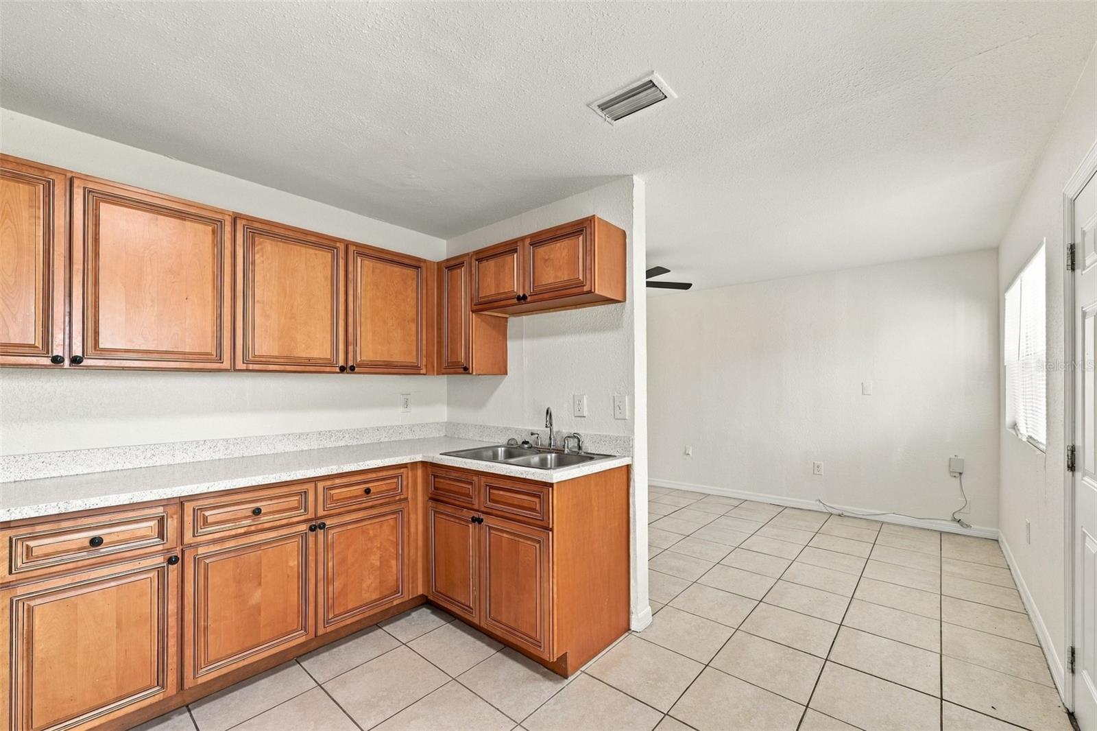 4021 W ARCH ST — photo 13