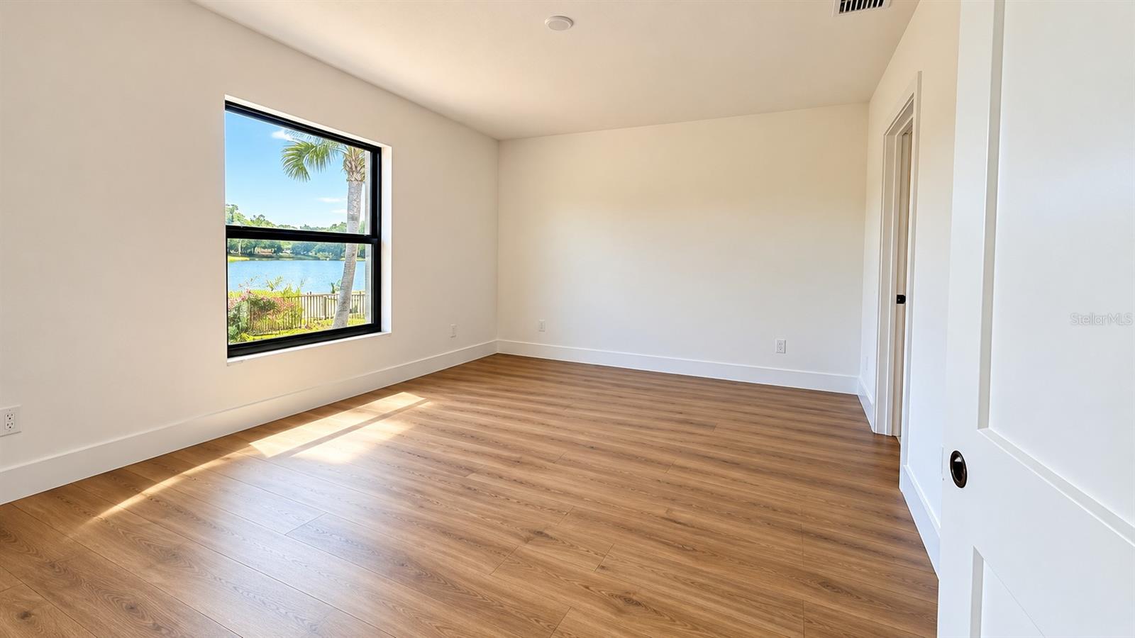 3087 JACKSON DR — photo 5