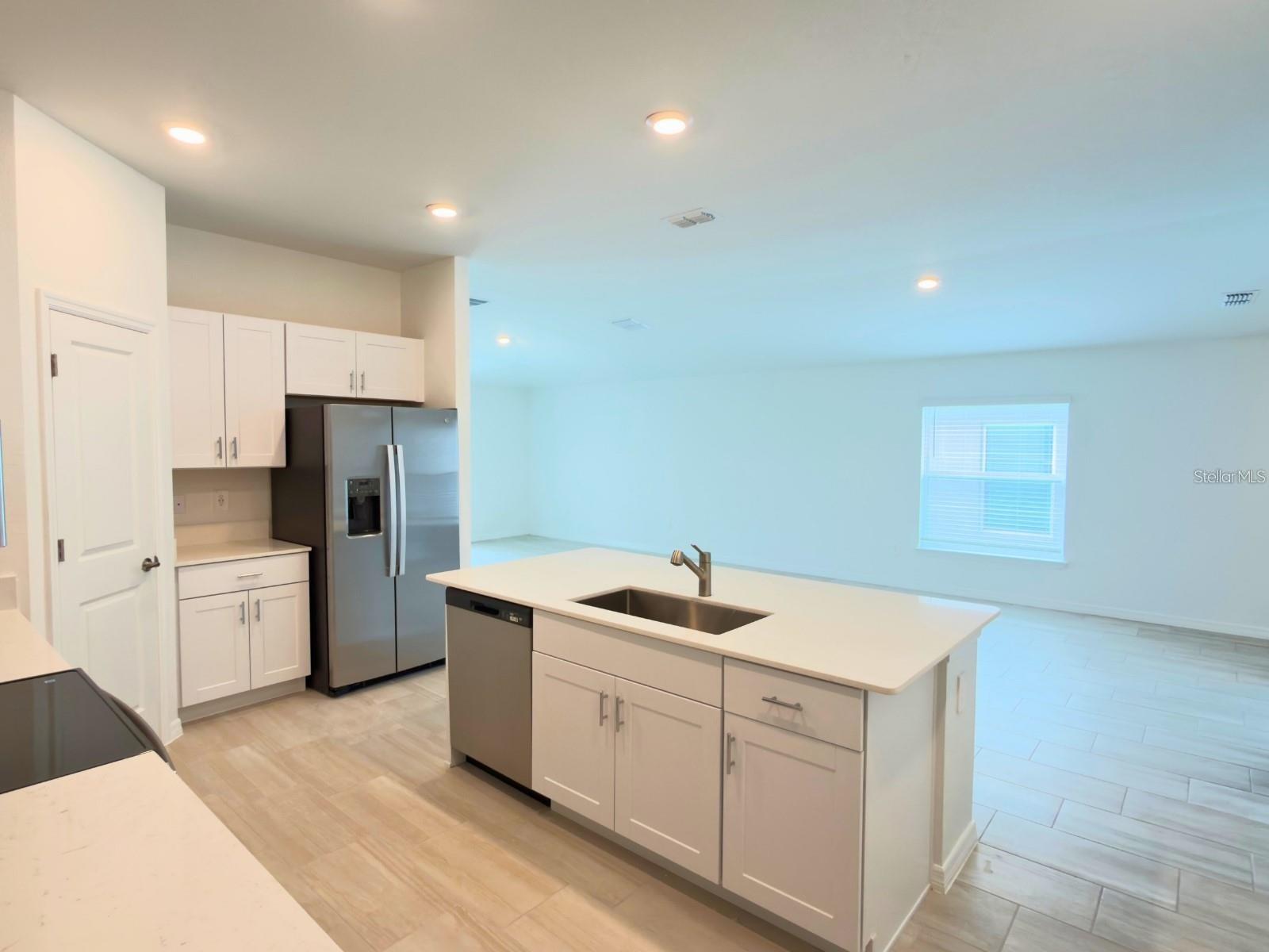 2318 ALLIUM ROSEUM LN — photo 5