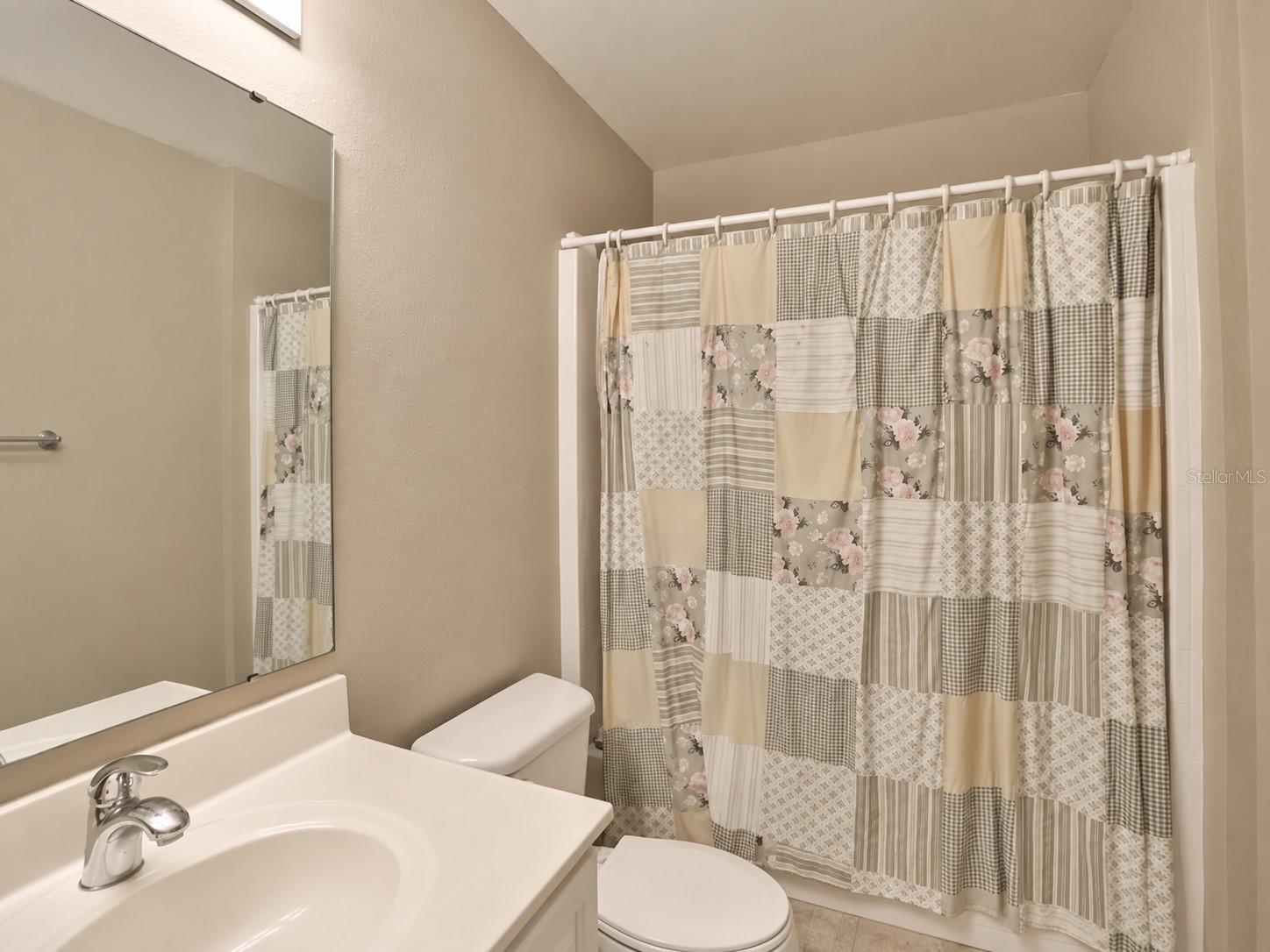1502 ALHAMBRA CREST DR — photo 11