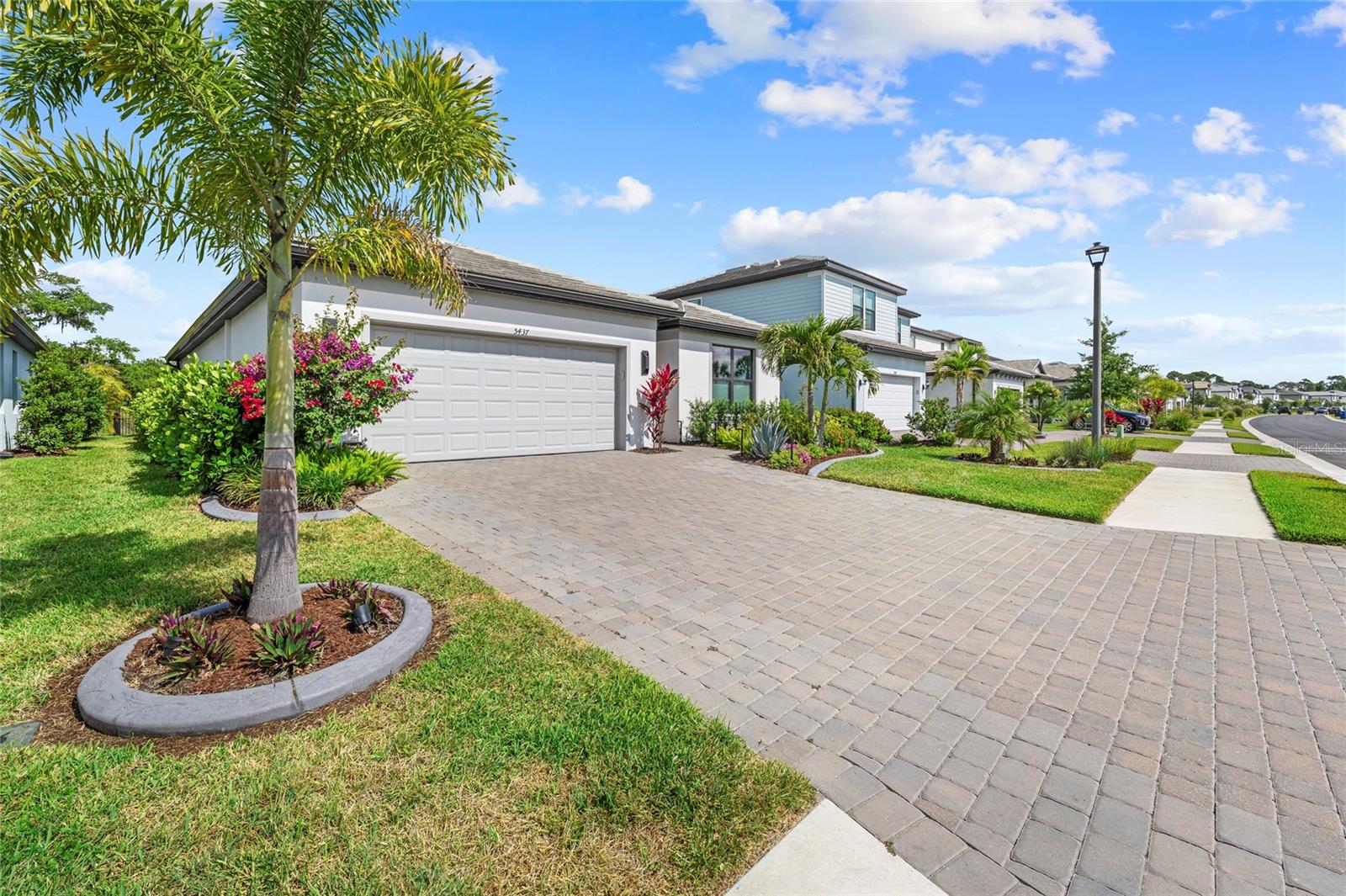 5437 SILVERSIDE PINE CT — photo 44