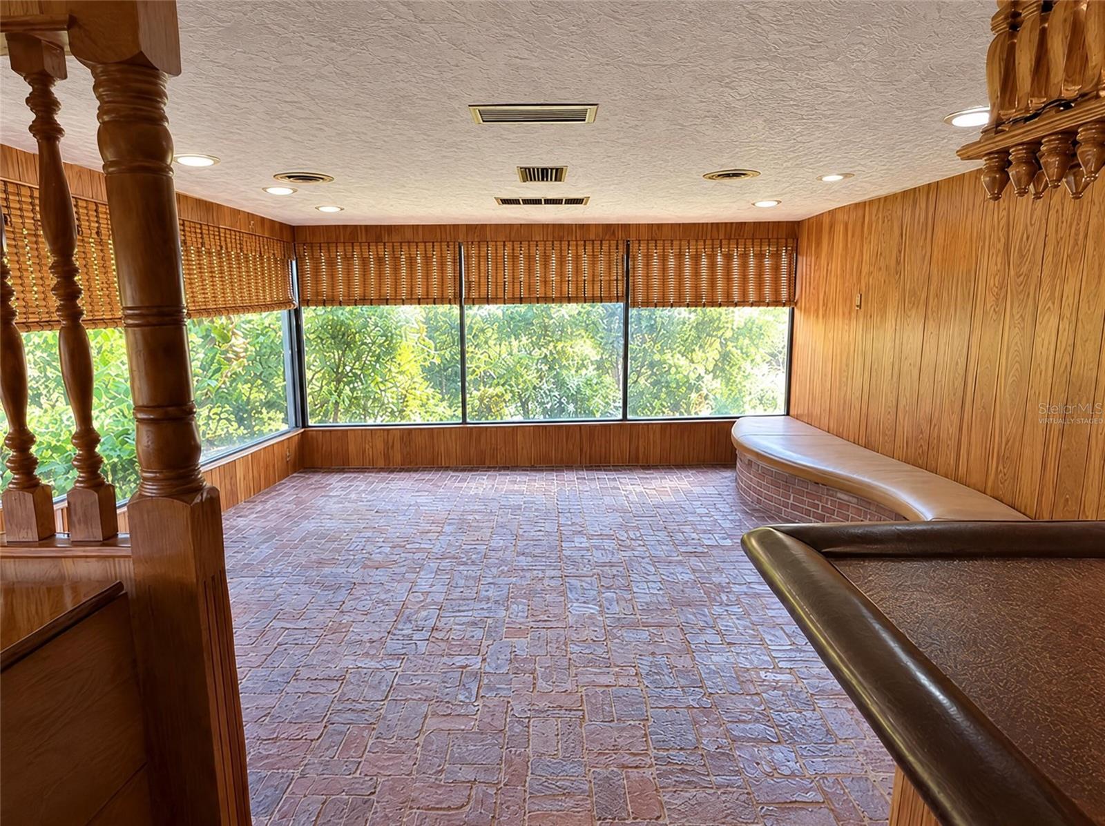 925 W CIMMERON DR — photo 14