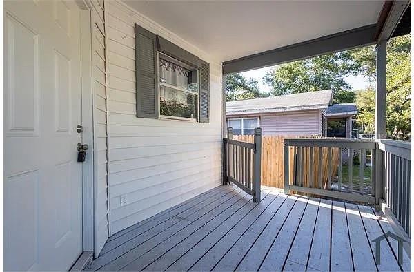 3110 GORDON CT — photo 14