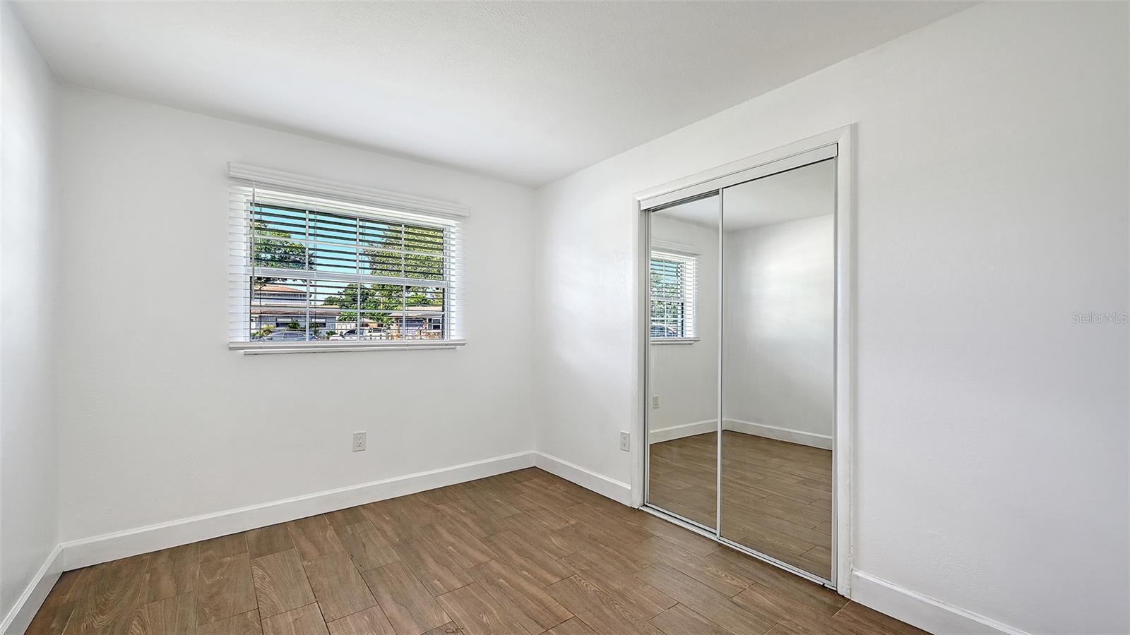 5044 BROOKMEADE DR — photo 21