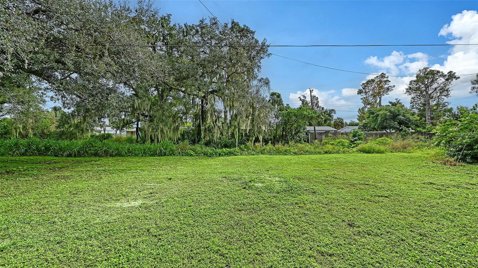 5044 BROOKMEADE DR — photo 31