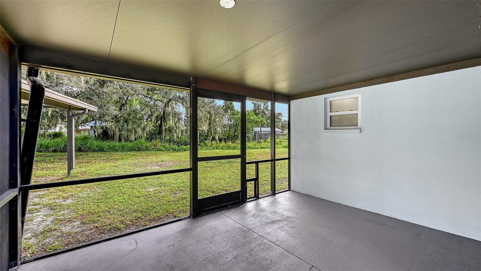 5044 BROOKMEADE DR — photo 27