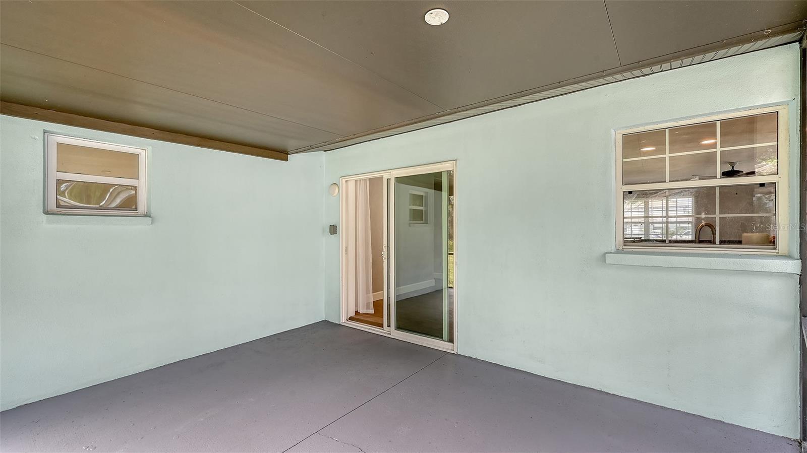 5044 BROOKMEADE DR — photo 28
