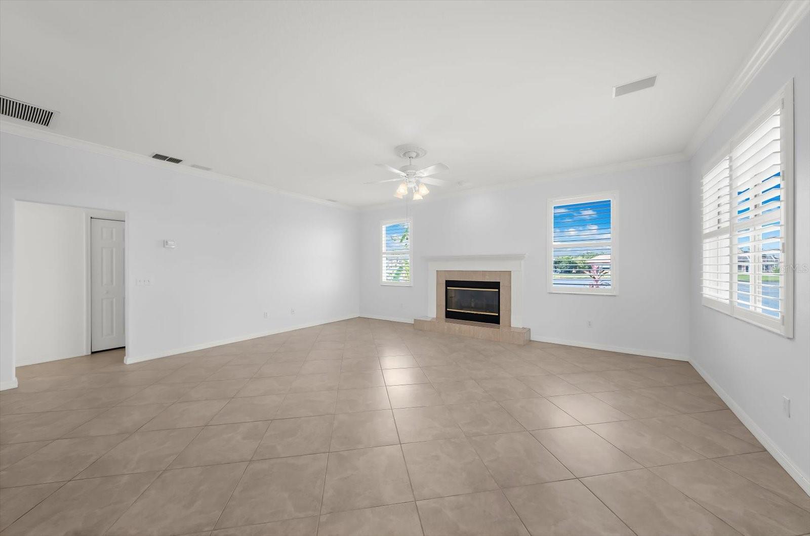 3715 72ND AVE. CIR E — photo 23