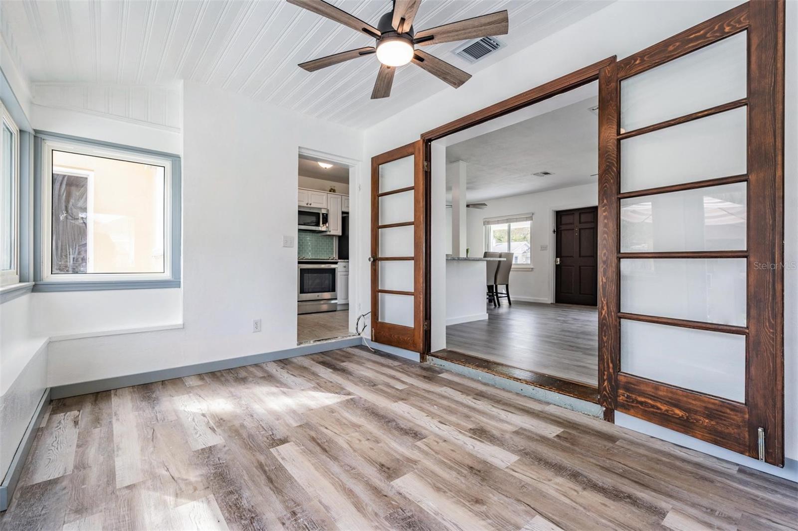 14704 SUNSET DR — photo 21