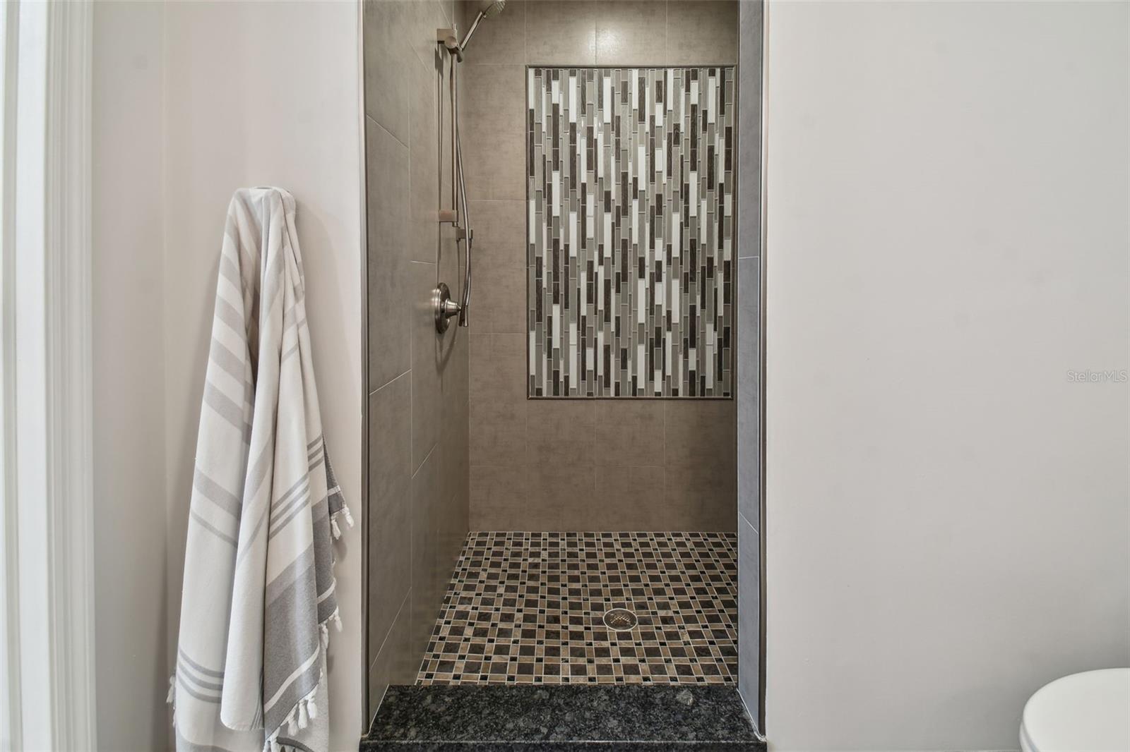 2991 HEATHER TRL — photo 16
