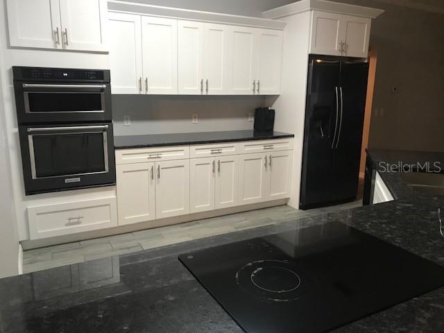 1701 BROOKSTONE WAY — photo 2