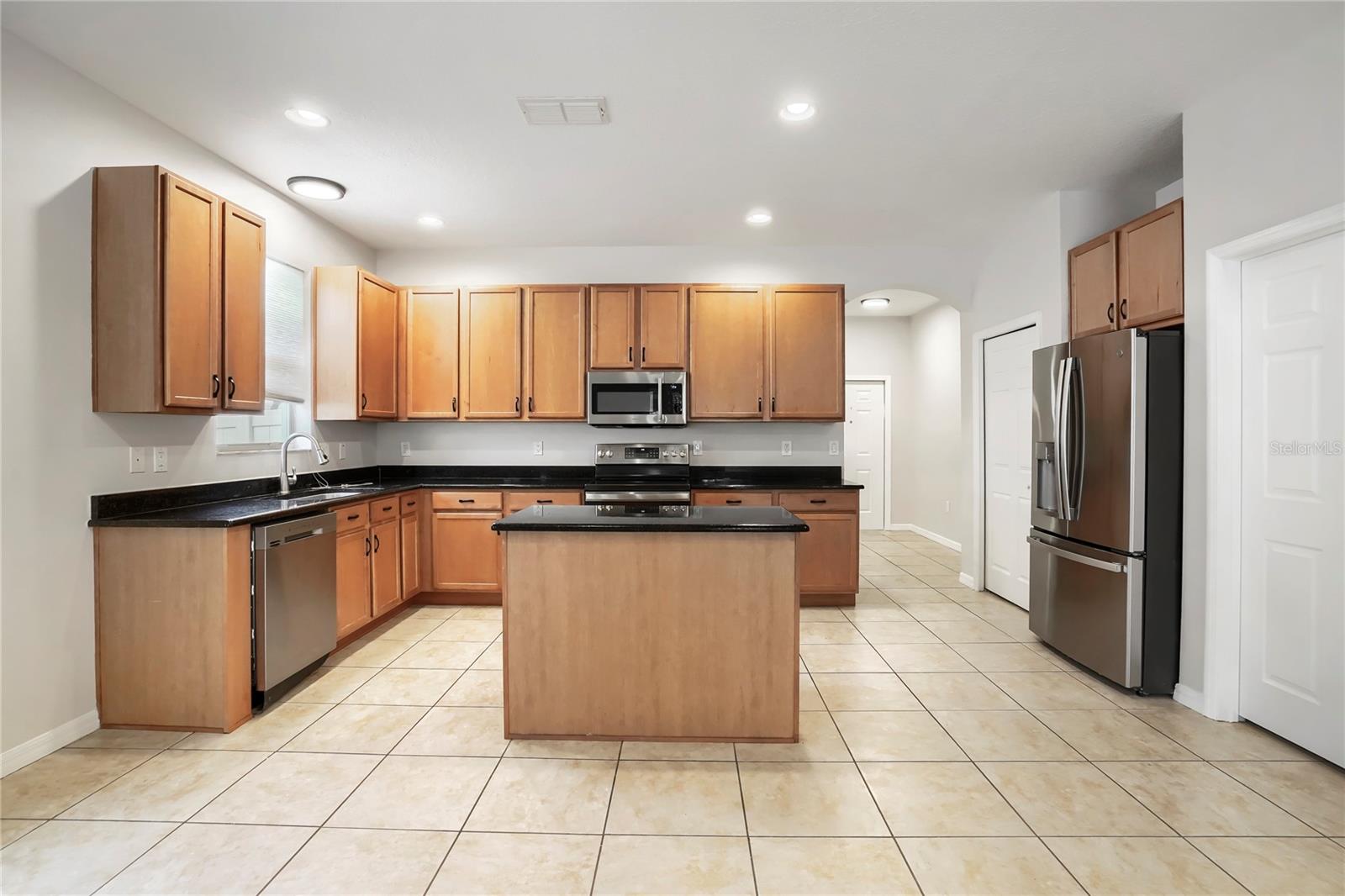 15479 LONG CYPRESS DR — photo 11
