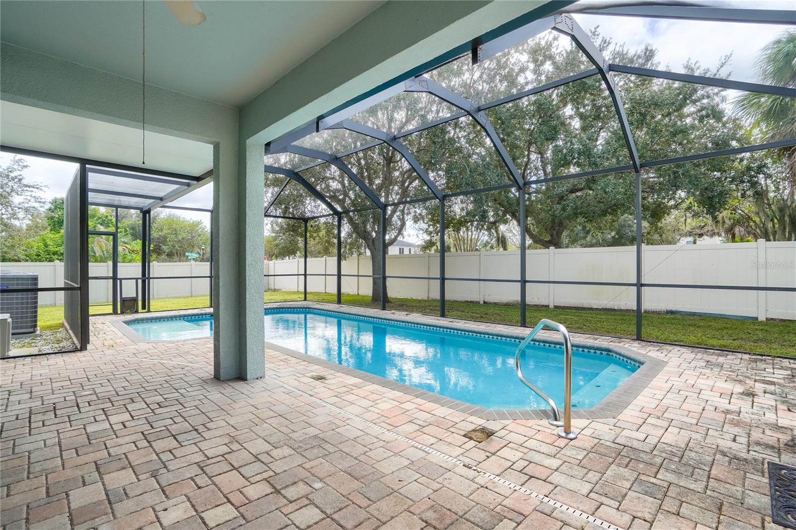 15479 LONG CYPRESS DR — photo 31
