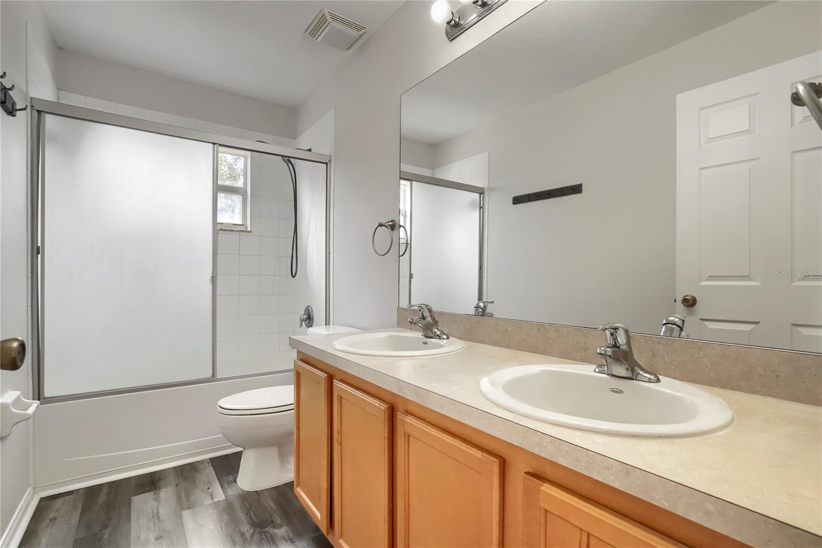 15479 LONG CYPRESS DR — photo 30