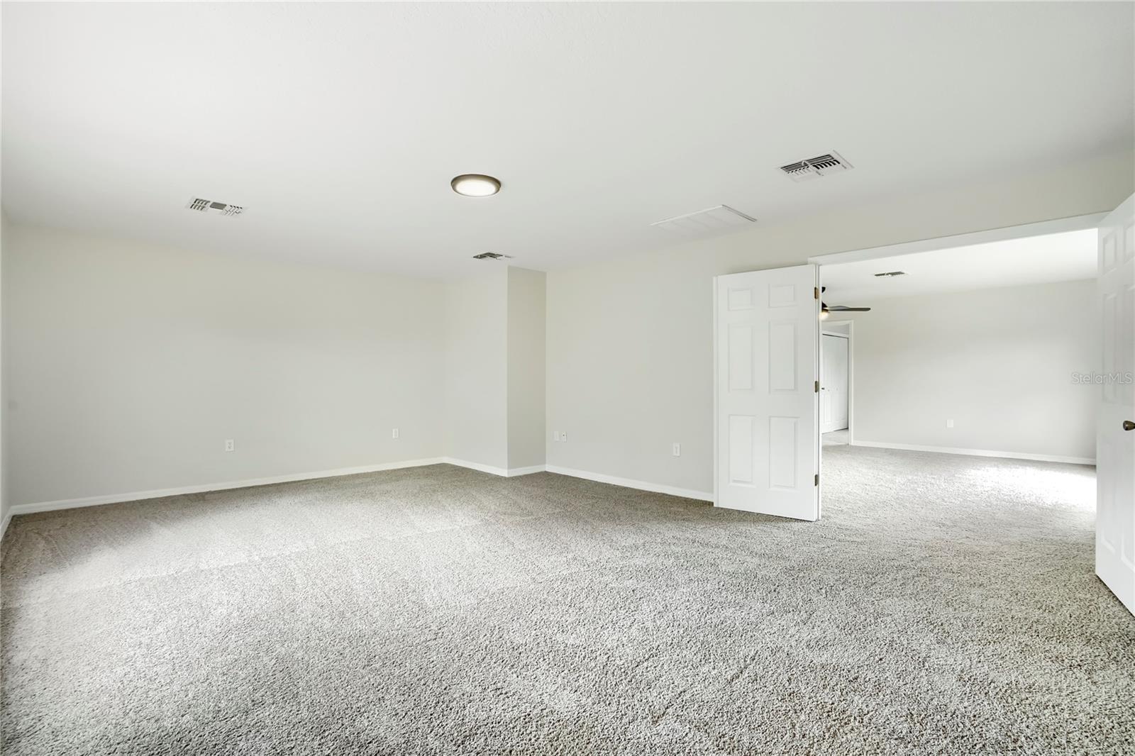 15479 LONG CYPRESS DR — photo 28