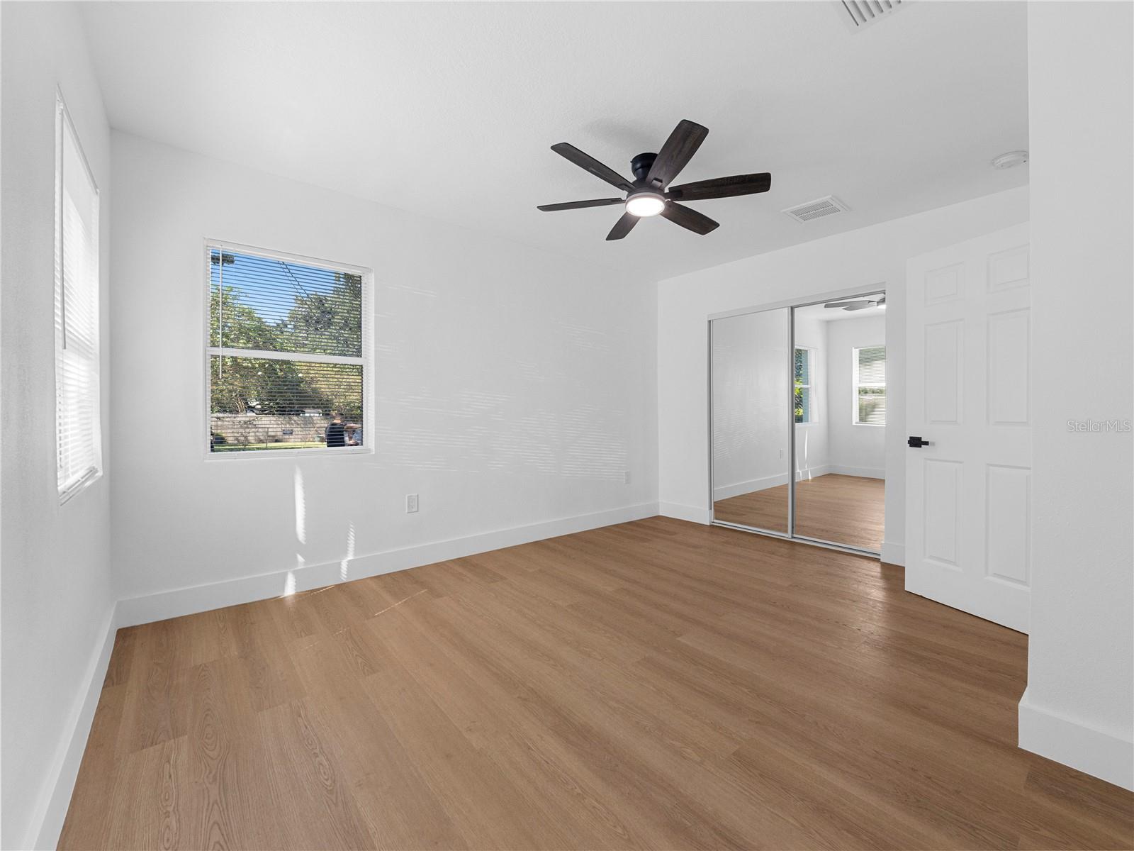 7305 N TALIAFERRO AVE — photo 24