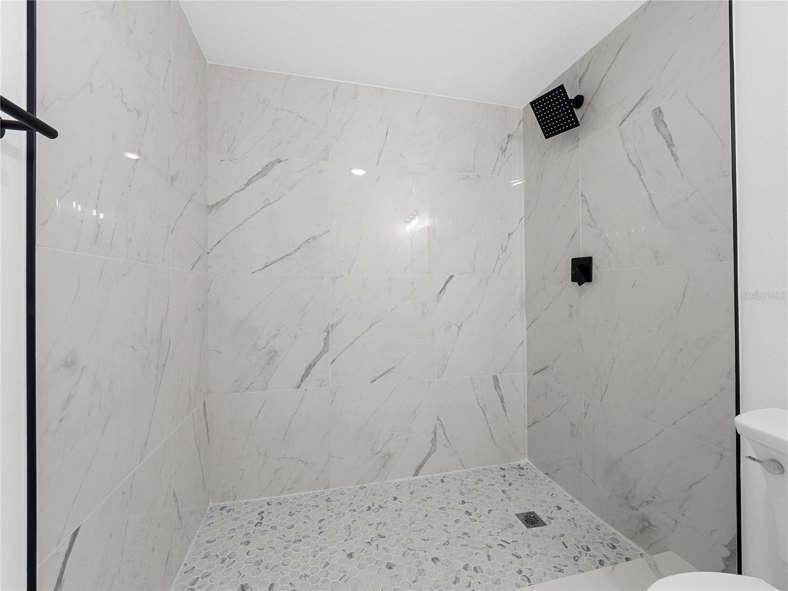 7305 N TALIAFERRO AVE — photo 34