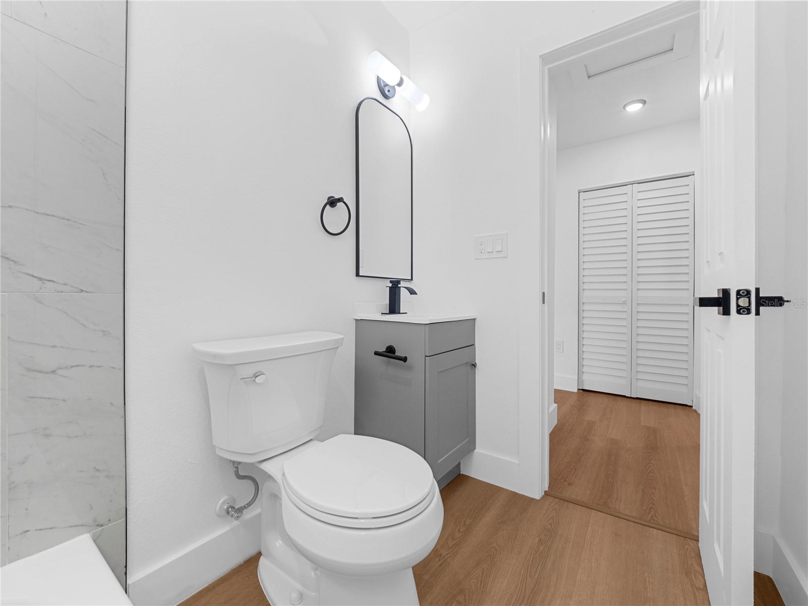 7305 N TALIAFERRO AVE — photo 22