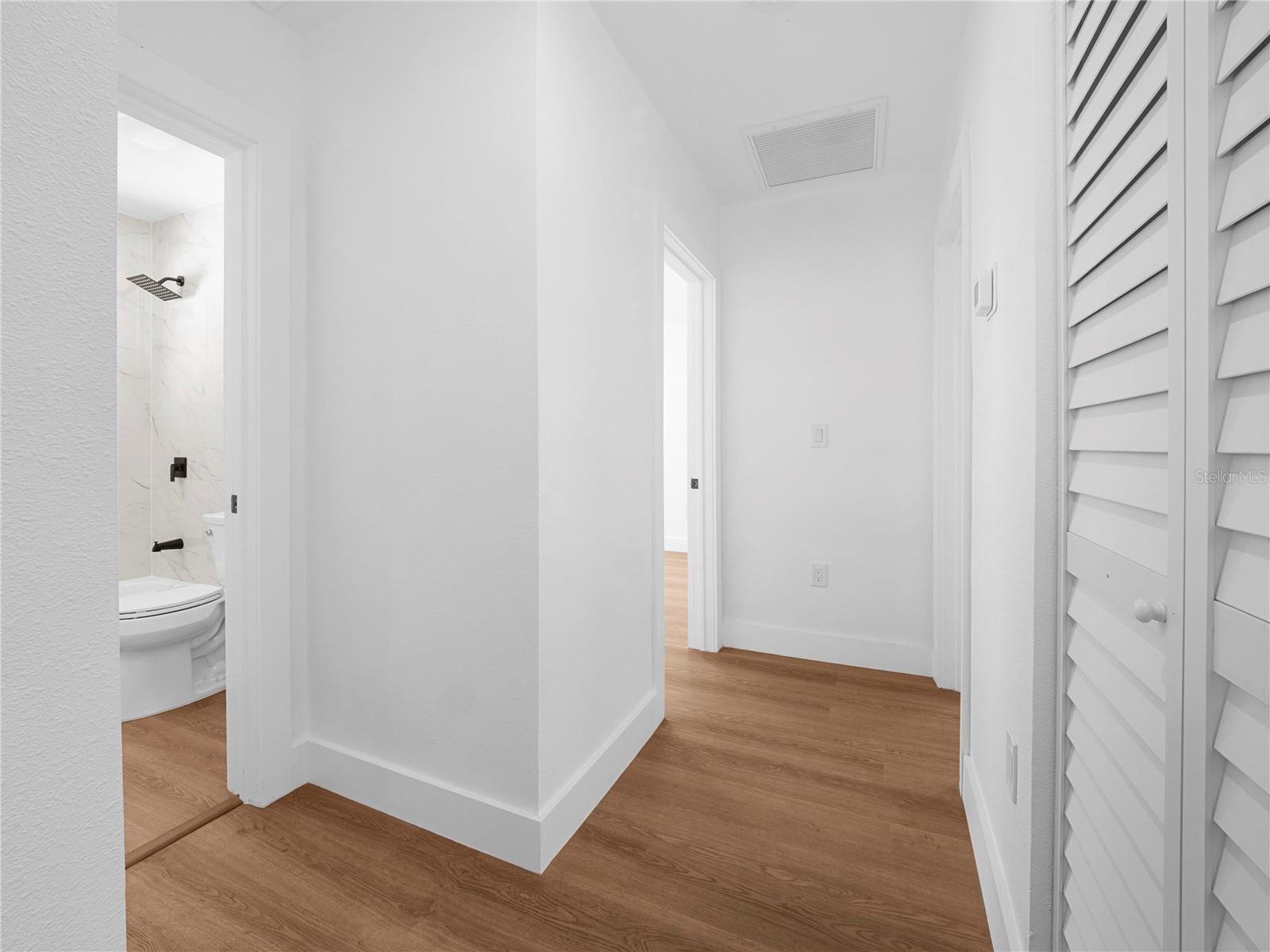 7305 N TALIAFERRO AVE — photo 20
